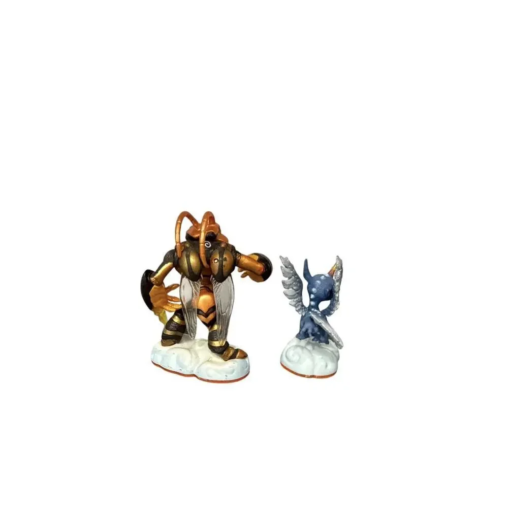 Skylanders Giants Swarm & Whirlwind Game Figures Activision